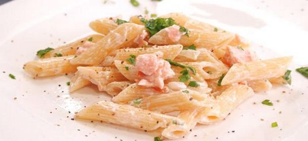 Penne with Salmon and Cream